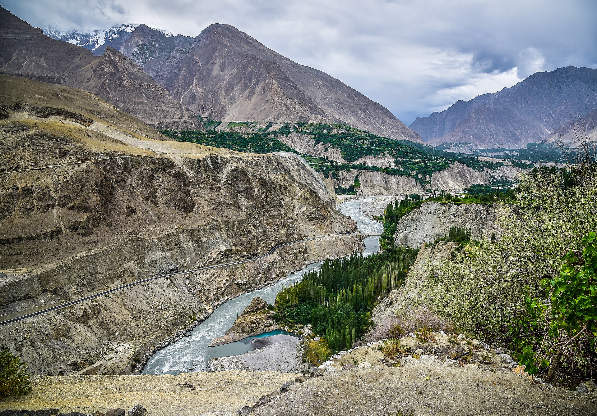 Walk to Passu & Batura glaciers